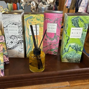 معطر جو عيدان مع وردة 200 مل MISTY FOREST