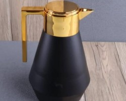 ثيرموس اسطواني سادة ابيض - اسود - بيج مع عنق ويد L طويله لون ذهبي ثيرموس اسطواني سادة ابيض - اسود - بيج مع عنق ويد L طويله لون ذهبي