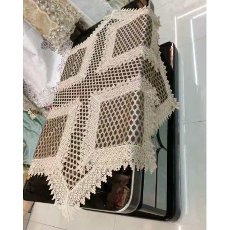 شرشف طاولة وسط + 4 وجه اسكمله خلية نحل شرشف طاولة وسط + 4 وجه اسكمله خلية نحل