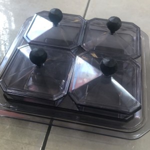 طقم تقديم مكسرات / كاندي صحون بلاستيك 4 قطع طقم تقديم مكسرات / كاندي صحون بلاستيك 4 قطع