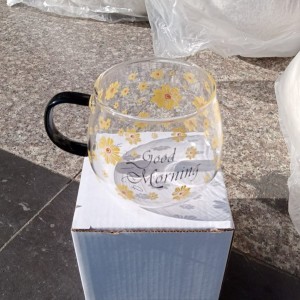 كاسة ماغ اسطواني جود مورننج مرسم وردة اصفر يد اسود AF071-2A