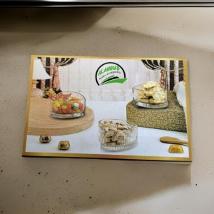 طقم صحون زبادي / مكسرات / كاندي شكل قلب زجاج شفاف محزز مع حيف ذهبي 6 قطع