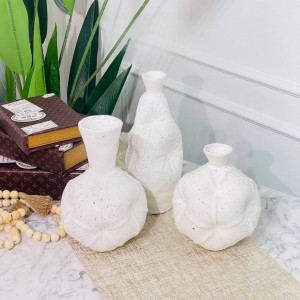 فازة بوهيمي حجر ابيض شكل جرة مجعد بعنق طويل 25سم