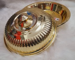 جاط مقلوبة - تقدبم طعام مع غطاء ذهبي 45 سم جاط مقلوبة - تقدبم طعام مع غطاء ذهبي 45 سم