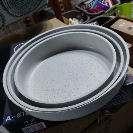 طقم صواني جرانيت ابيض / اسود حيف عالي مقاس 28-32-36/A6104