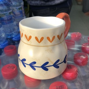 ماغ بورسلان شكل جرة مرسم اشكال 550 مل