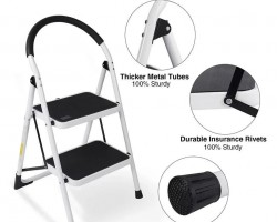 سلم ابيض حديد درجتين جلد اسود 