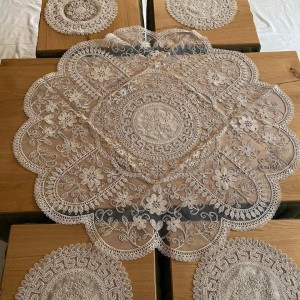 طقم دائري فرزاتشي مع اربع سكملات طقم دائري فرزاتشي مع اربع سكملات