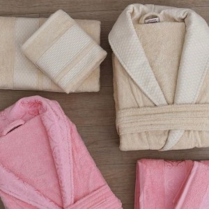 طقم روب / رواب حمام -  برنص دبل 6 قطع ميني مون  لوفينا Mini Moon طقم روب / رواب حمام -  برنص دبل 6 قطع ميني مون  لوفينا Mini Moon