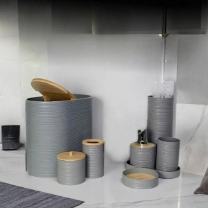 طقم حمام 8 قطع بلاستيك محزز عرضي سل قمامة عريض مع غطاء خشب بامبو Sanitary ابيض / اسود / سكني