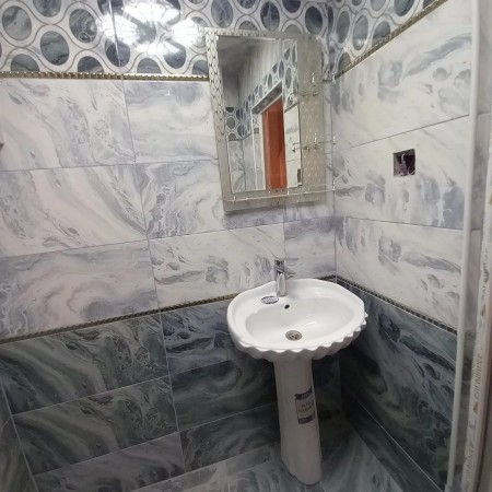 مرايا / مرايه حمام سكوريت زجاج مع رف