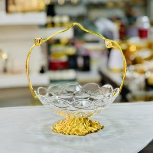 مضيفة معمول / صحن فواكه / مجففات / كاندي صحن اكريليك مدور مع قاعدة و حمالة ذهبي معين في الاعلى وسترص على الحمالة