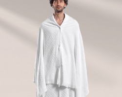 ملابس / مناشف / منشفة احرام لاداء العمرة او الحج