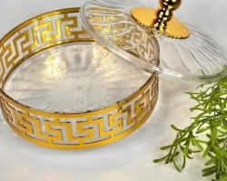 مضيفة مدور اكريليك حجم كبير اطار ذهبي مع غطاء شفاف خرزة ذهبية