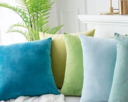 قرن مخمل سادة 45 × 45 لون ذهبي