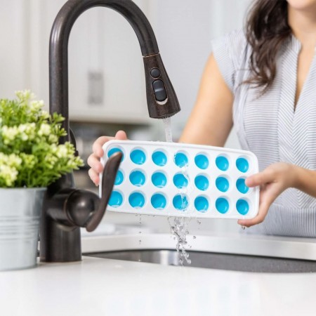 قالب ثلج 12 قطعة سيليكون مع غطاء بلاستيك 