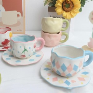 كاسة ماج بورسلان هاند ميد مع صحن ابيض مرسم RC6/27 كاسة ماج بورسلان هاند ميد مع صحن ابيض مرسم RC6/27