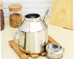 ابريق زيت ستانليس ثقيل حجم 18سم