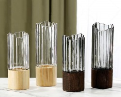 فازة / مزهرية وسط زجاج مموج من الاعلى مع قاعدة خشب بامبو 30 سم