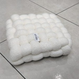 مخدة ديكور مربعة - مجدول مصوف بيج GDC501-79