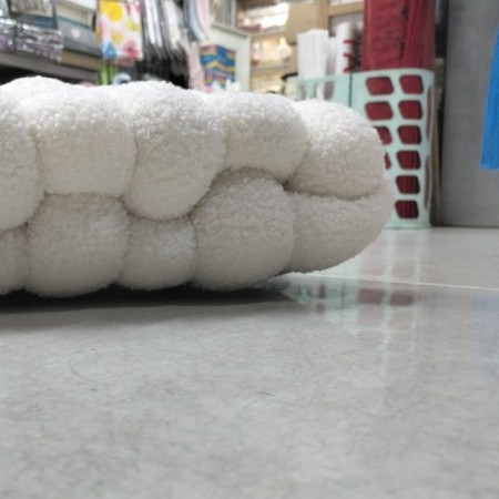 مخدة ديكور مربعة - مجدول مصوف بيج GDC501-79 مخدة ديكور مربعة - مجدول مصوف بيج GDC501-79