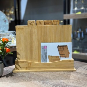 طقم لوح فرم - تقطيع الخضار والفواكه 28 × 23 سم الواح فرم خشب بامبو شكل مربع مع ستاند 4 قطع