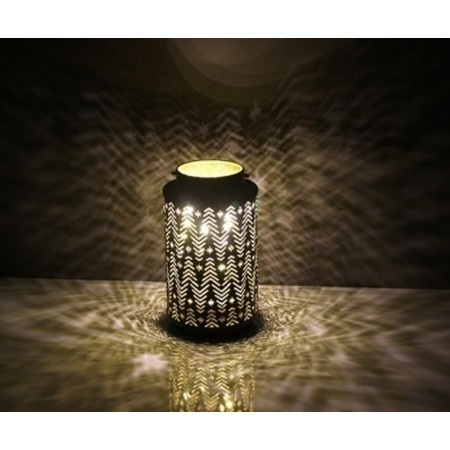 شمعدان فضي ورق شجر مع حماله 9سم × 16سم شمعدان فضي ورق شجر مع حماله 9سم × 16سم