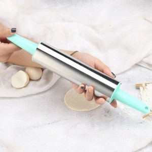 شوبك عجين ستانلس يد بلاستيك ملون شوبك عجين ستانلس يد بلاستيك ملون