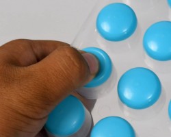 قالب ثلج بلاستيك مستطيل  32 قطعة سيليكون