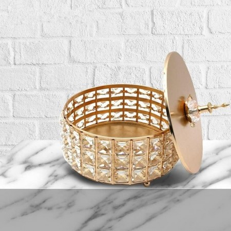 طقم علبة تفضيل معدن ذهبي بيوتر مرصع بزجاج سترص + 2 مكتة متكة ذهبي معينات مائل طقم علبة تفضيل معدن ذهبي بيوتر مرصع بزجاج سترص + 2 مكتة متكة ذهبي معينات مائل