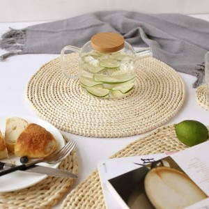 كوستر قش مجدول حجم كبير 30 سم لون بيج كوستر قش مجدول حجم كبير 30 سم لون بيج