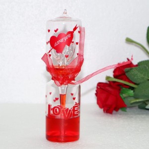 ساعة مائية زجاجي قلوب احمر