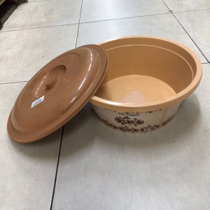 جاط عجين مورد مع غطاء 14 لتر جاط عجين مورد مع غطاء 14 لتر