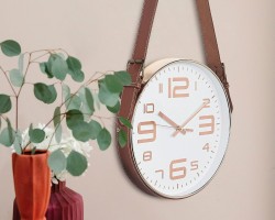 ساعة ارقام مع قشاط جلد كبيرة 30 سم لون ابيض