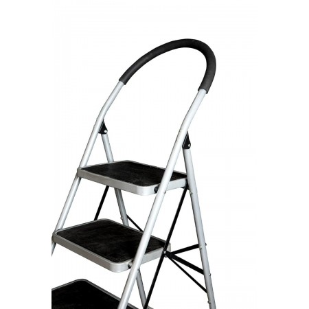 سلم ابيض حديد 6 درجات جلد اسود