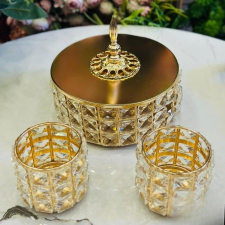 طقم علبة تفضيل معدن ذهبي بيوتر مرصع بزجاج سترص + 2 مكتة متكة ذهبي معينات مائل