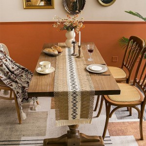 رنر طاولة خيش مع شراشيب رنر طاولة خيش مع شراشيب