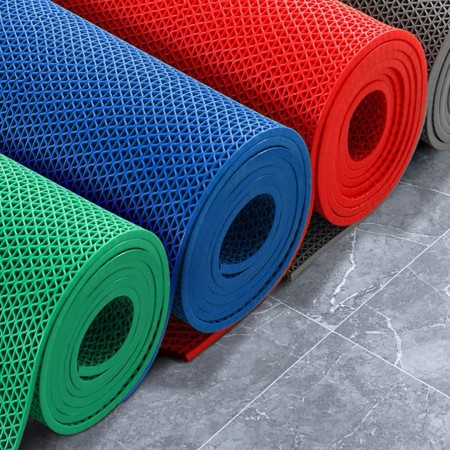 رول زكزاك 4.5 ملم ثقيل عرض 120 سم يباع بالمتر - رول ارضية مانع للتزحلق زقزاق