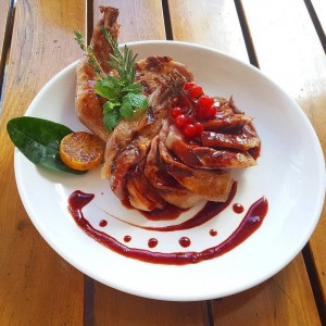 صحن بورسلان ابيض 9 انش مجور خفيف 23 سم صحن بورسلان ابيض 9 انش مجور خفيف 23 سم