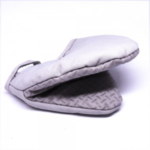 مساكة كف ساخن للاصابع - قبضة قماش مع حبيبات سيليكون للصواني مساكة كف ساخن للاصابع - قبضة قماش مع حبيبات سيليكون للصواني