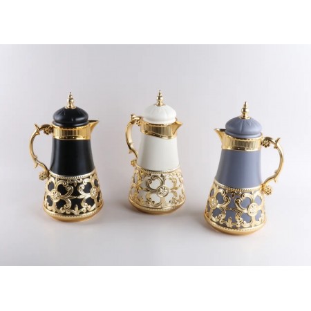 دلة ثيرموس قهوة شكل قبة مع اطار مزخرف نافر ذهبي 800 مل اسود/بيج HL-906 ثيرموس قهوة دلة ثيرموس قهوة شكل قبة مع اطار مزخرف نافر ذهبي 800 مل اسود/بيج HL-906 ثيرموس قهوة