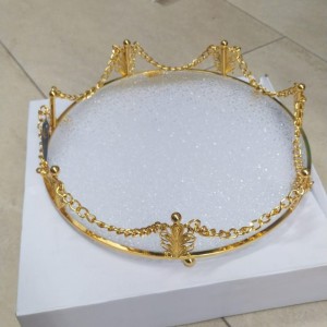 صينية تفضيل ذهبي بيوتر مع زجاج سترص ثقيل قطر 32 سم صينية تفضيل ذهبي بيوتر مع زجاج سترص ثقيل قطر 32 سم