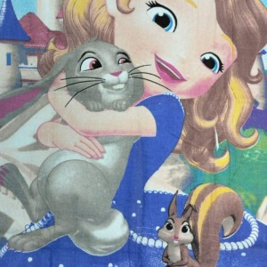 منشفة رسومات ديزني اطفال لونجات مقاس 70 × 140 a منشفة رسومات ديزني اطفال لونجات مقاس 70 × 140 a