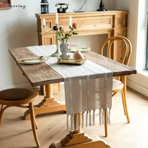 شرشف بيرو خيش وسط سادة اشكال 30 × 180