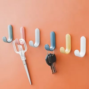 علاقة ملابس حجم صغير تلزيق بلاستيك ملون 6 قطع كرت YAOLIN علاقة ملابس حجم صغير تلزيق بلاستيك ملون 6 قطع كرت YAOLIN