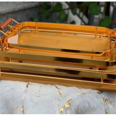 طقم صواني تقديم - تفضيل بيوتر مذهب مع ارضية خشب مستطيل مع ايدي 3 قطع