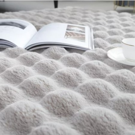 دعسة فروة ارنب نافر بابلز 70 × 120  لون زهري