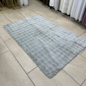 دعسة فروة ارنب نافر بابلز 70 × 120  لون سكني