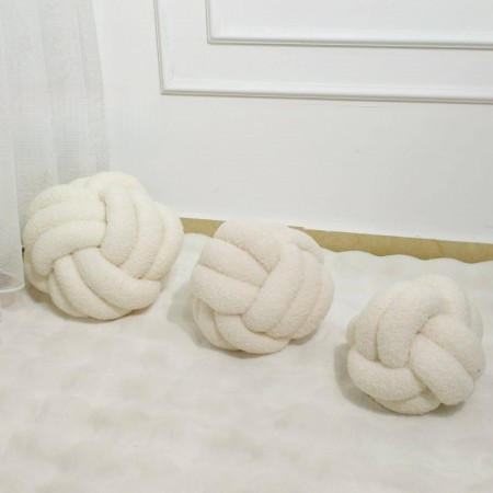 طابة مجدول جدلة مصوف لون افوايت سكري قطر 30 سم AF085-1B طابة مجدول جدلة مصوف لون افوايت سكري قطر 30 سم AF085-1B