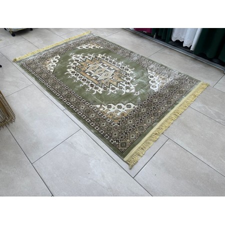 سجاد حرير مقاس 220 × 310 لون اخضر سداسي HARER سجاد حرير مقاس 220 × 310 لون اخضر سداسي HARER